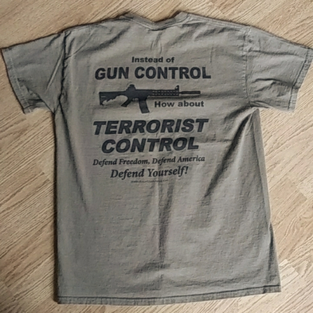 Gun Control S/S T-Shirt in Medium